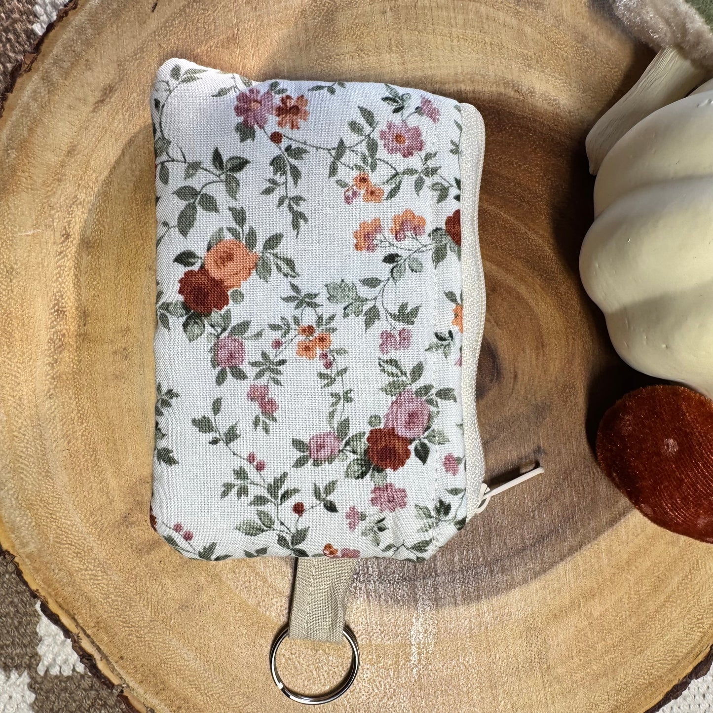 Keychain Wallet in Secret Rose Garden