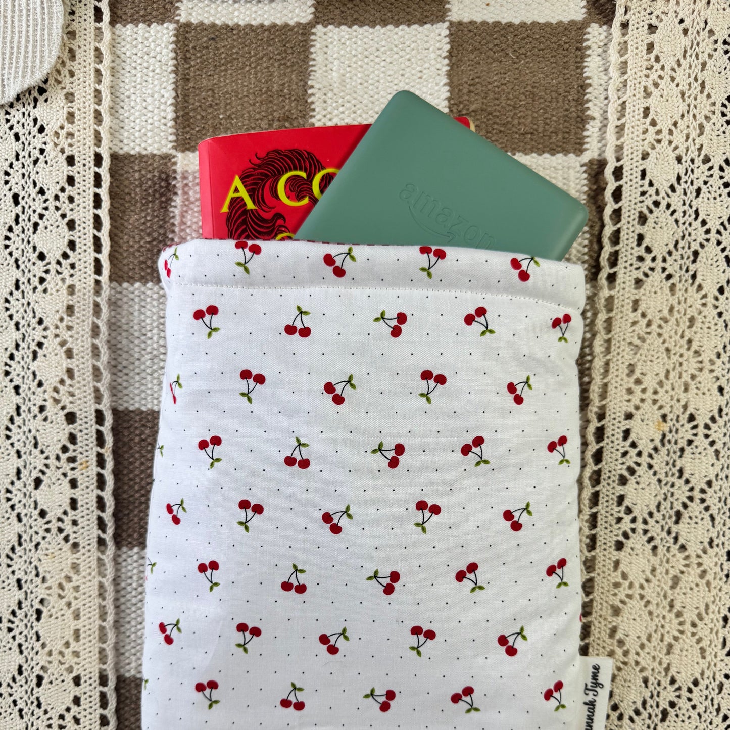 Book Sleeve Cherry Girl