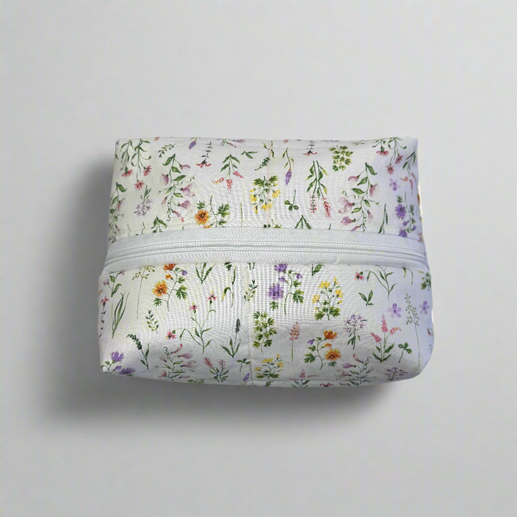 The All Day Beauty Makeup Bag in Painted Wildflower