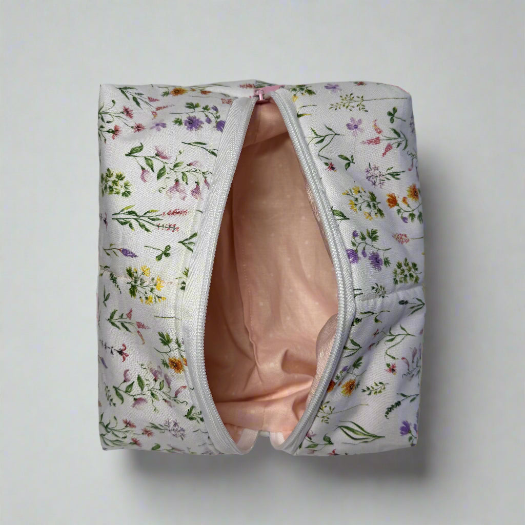 The All Day Beauty Makeup Bag in Painted Wildflower