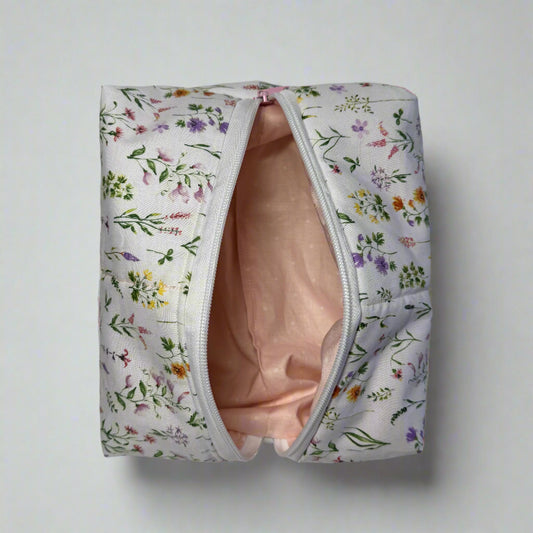 The All Day Beauty Makeup Bag in Painted Wildflower