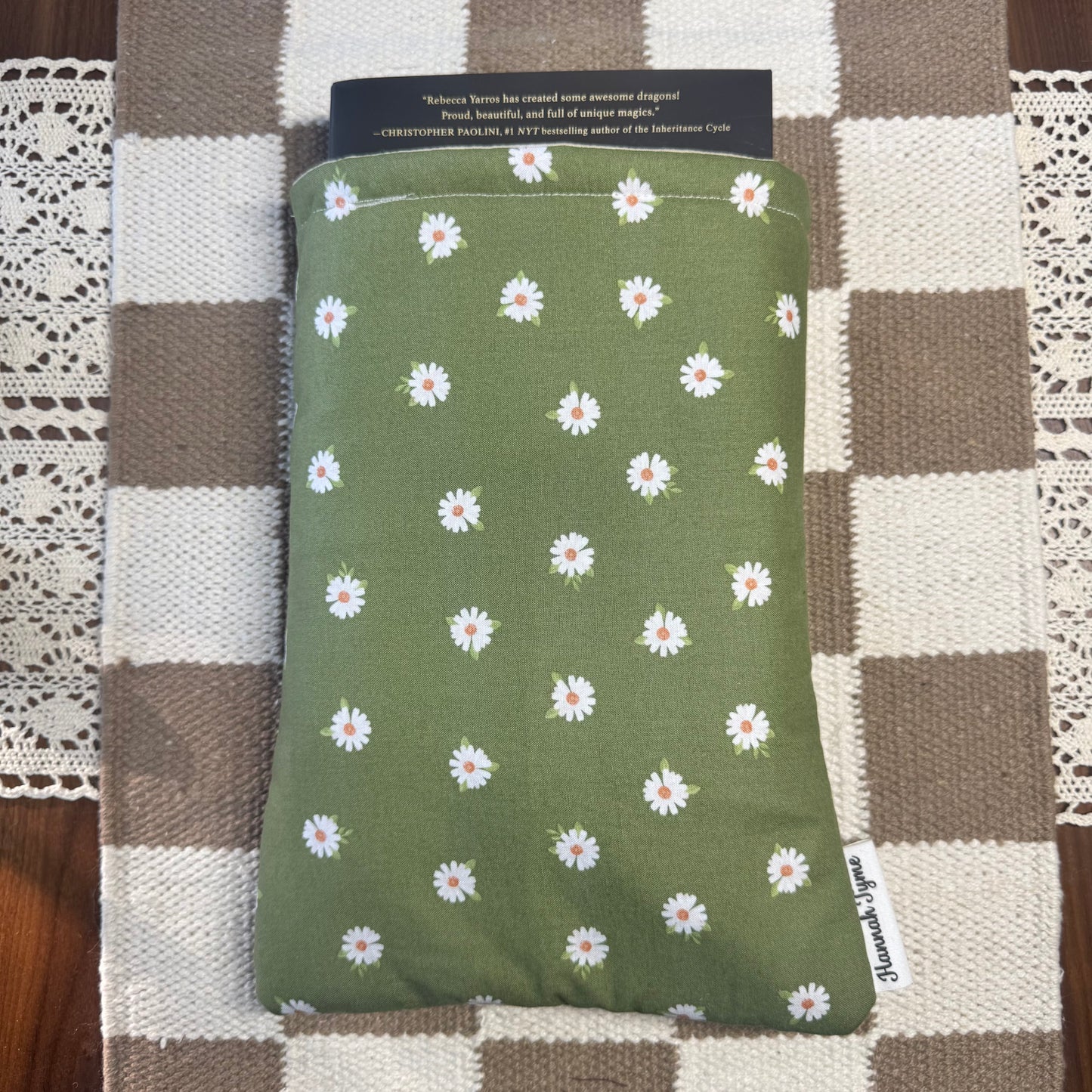 Book Sleeve in Hannah