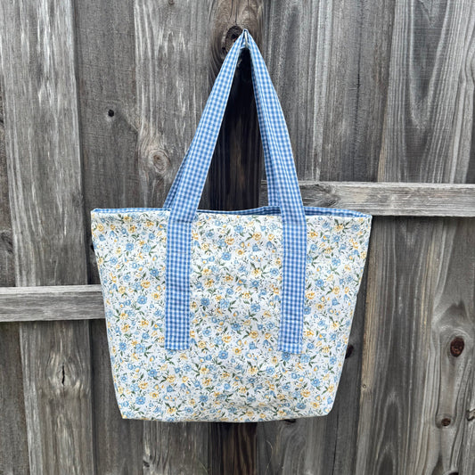Market Companion Tote in Carolina