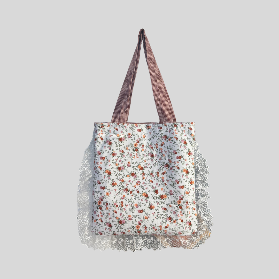 Ruffle Tote in Secret Rose Garden